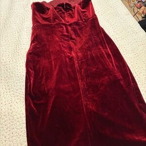 Lulus velvet wine strapless dress